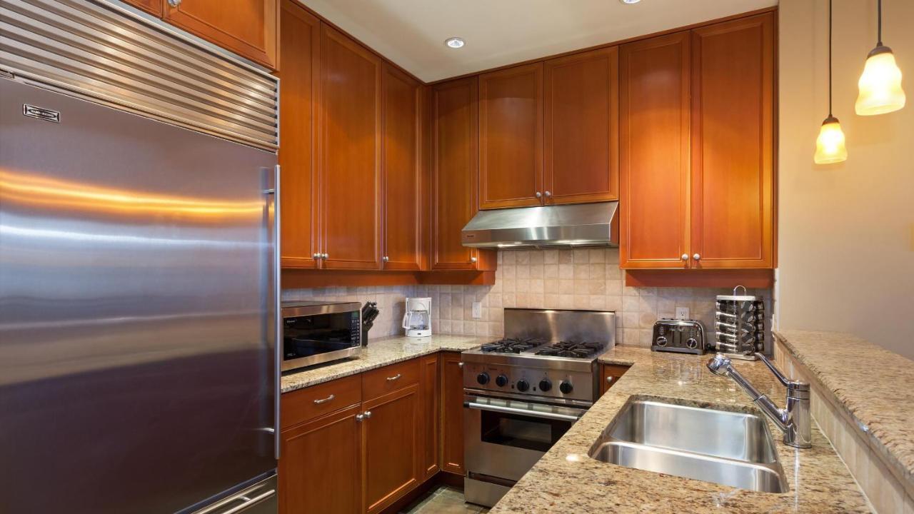 Taluswood The Heights 18 | Mountainside Townhome W/ Ski Access, Hot Tub, Tranquil Views Уистлер Экстерьер фото