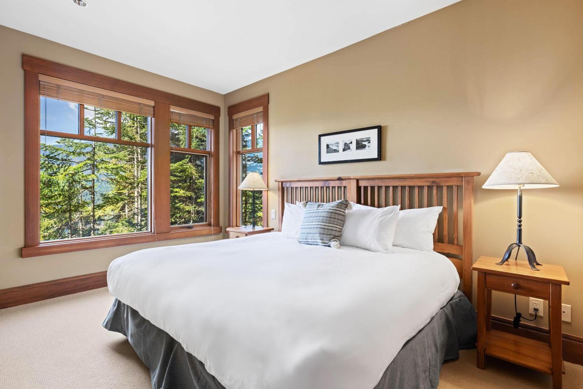 Taluswood The Heights 18 | Mountainside Townhome W/ Ski Access, Hot Tub, Tranquil Views Уистлер Экстерьер фото